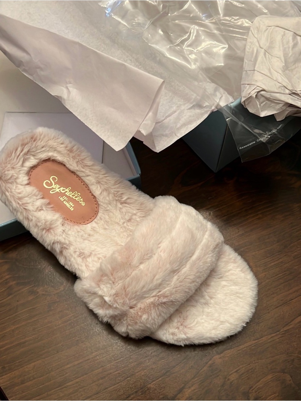Seychelles Blush Cozy Slides